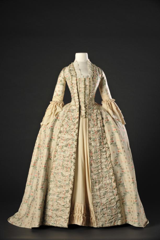 Robe à la française