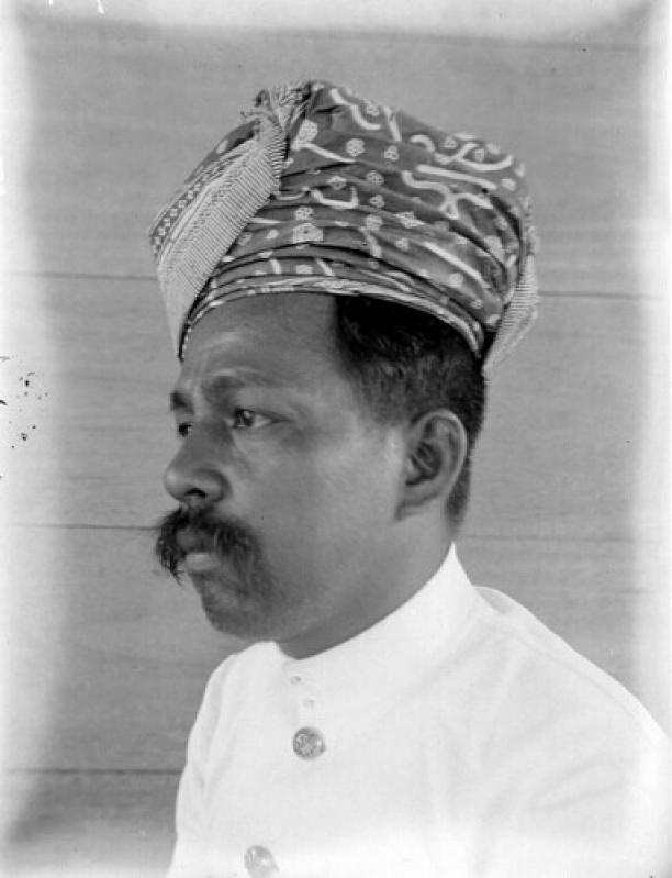 batik hoofddoek