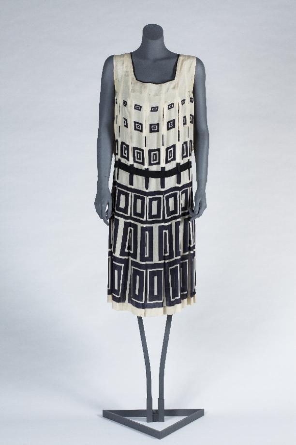 Jurk Weredltentoonstelling 1925