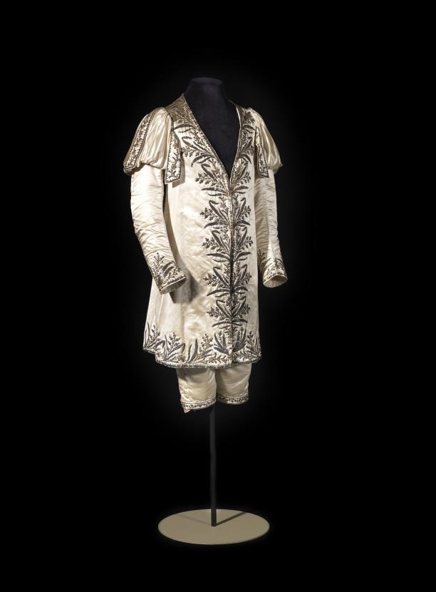 J. Francoeur, D. Keteler, Hofkostuum van koning Willem I, 1815. Paleis Het Loo, Apeldoorn. Bruikleen SHVHON, Den Haag. Foto: Stef Verstraaten.