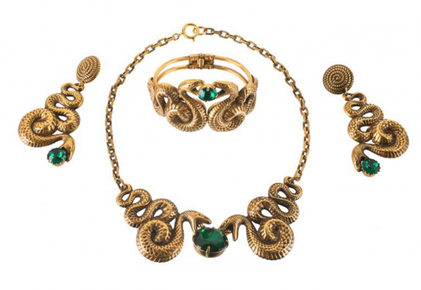 Joseff of Hollywood, set geïnspireerd op de sieraden van Joseff zoals gedragen door Elizabeth Taylor in de film Cleopatra (1963), collectie CODA.