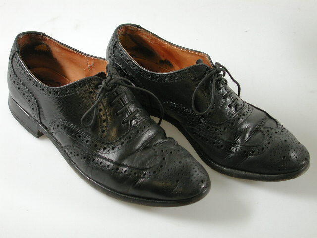 Getuigenisproject Joost Schrage, paar herenschoenen, 1990 - 1999 Collectie Amsterdam Museum