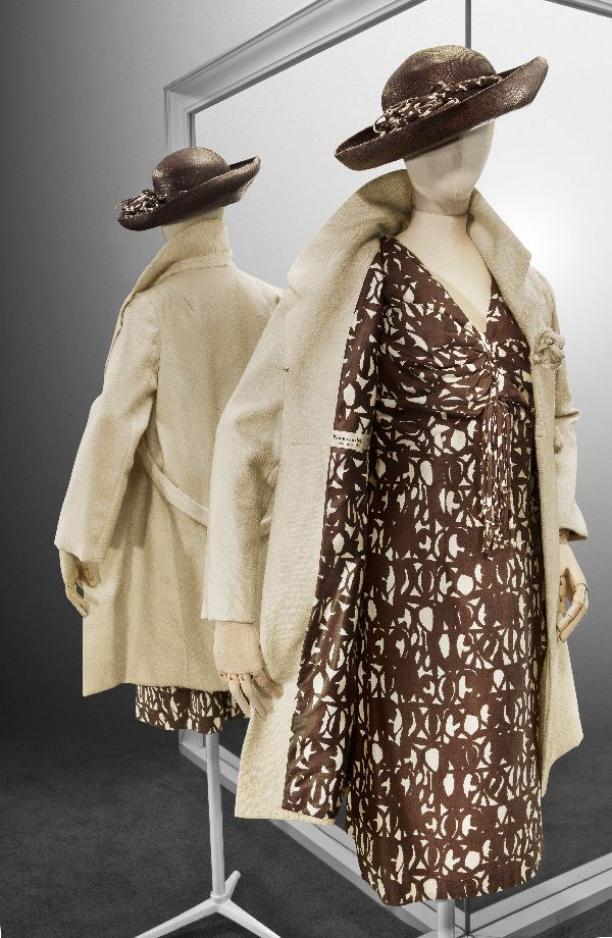 Ensemble, Modehuis Koos van den Akker, 1967, collectie Gemeentemuseum Den Haag, schenking 1983, 0556949