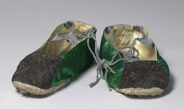 Balletschoenen gedragen door Tilly Sylon