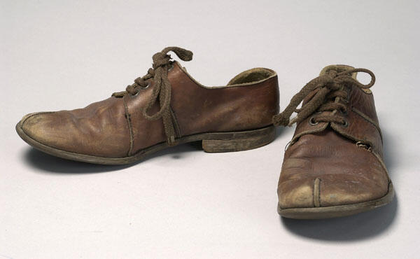 Schoenen gedragen door René Groothof als Piet Smit in Bosch en Lucht en Gewoonweg