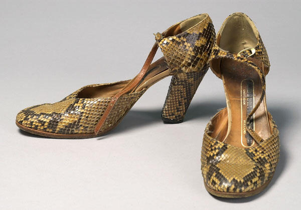 Schoenen gedragen door Shireen Strooker in diverse producties van Het Werkteater