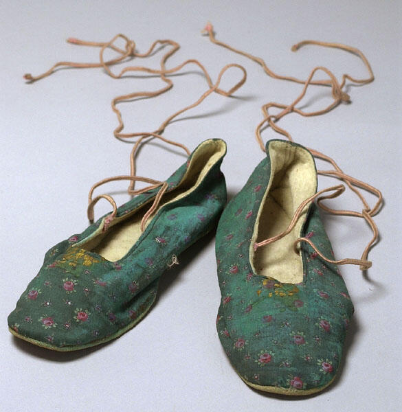 Schoenen gedragen door Else Mauhs