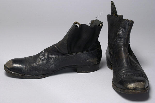 Schoenen gedragen door Annie van Ees van der Lugt Melsert in Boefje van Brusse