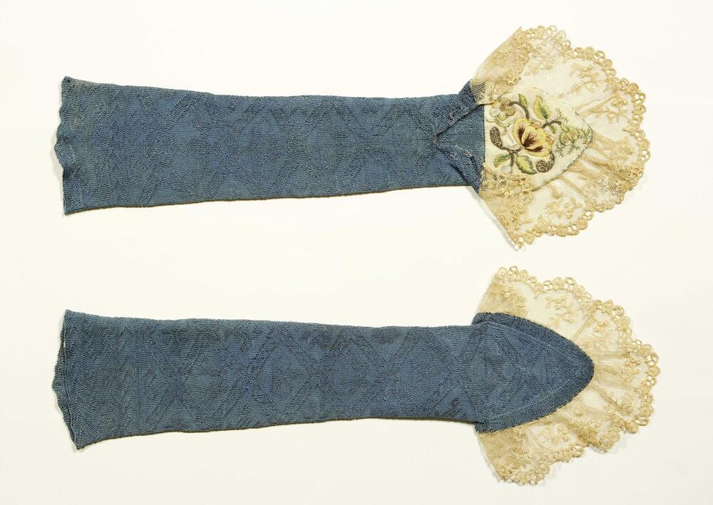 Paar gebreide blauw/zijden mitaines