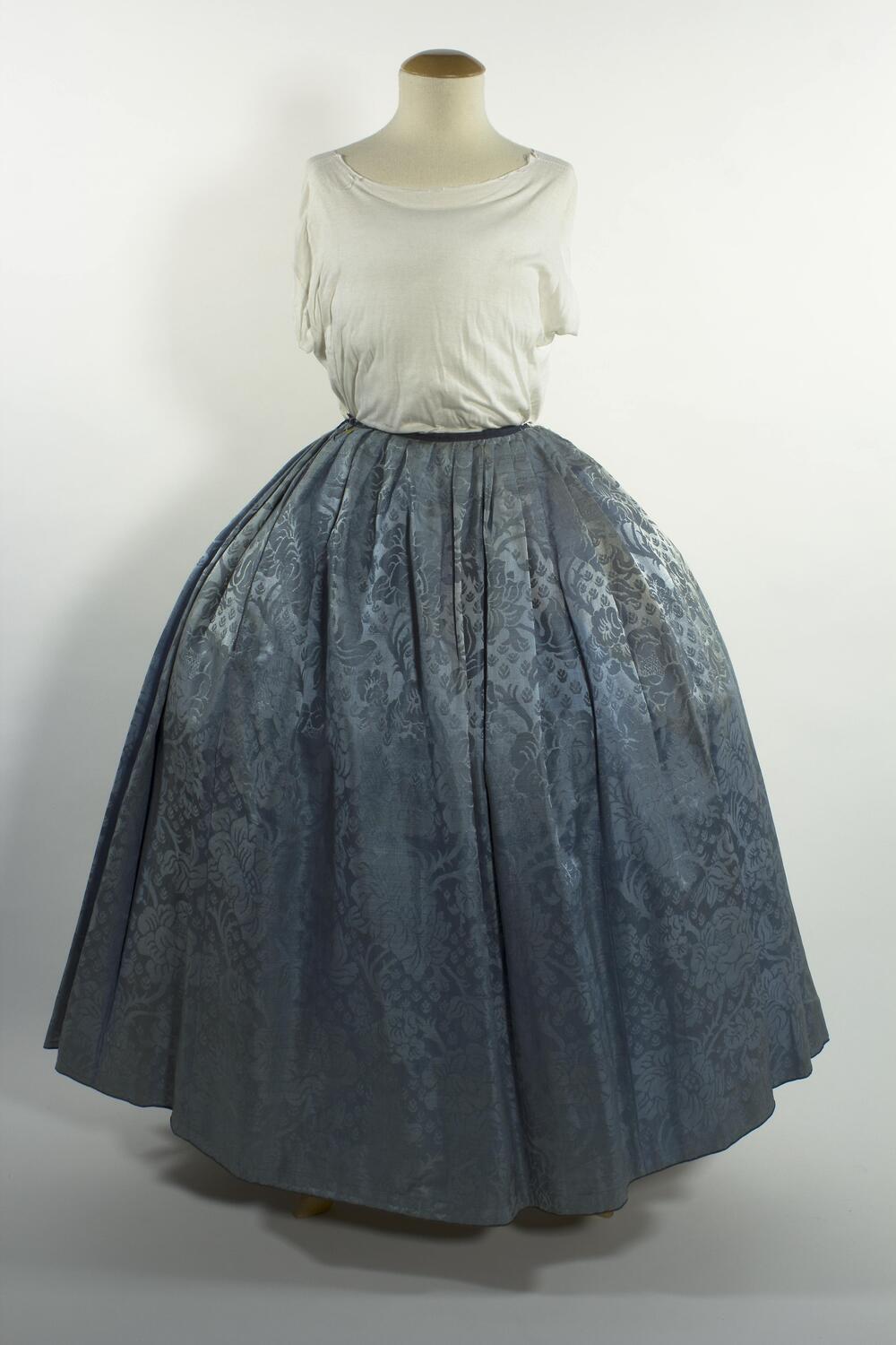 Rok of wagd van blauwe zijdendamast