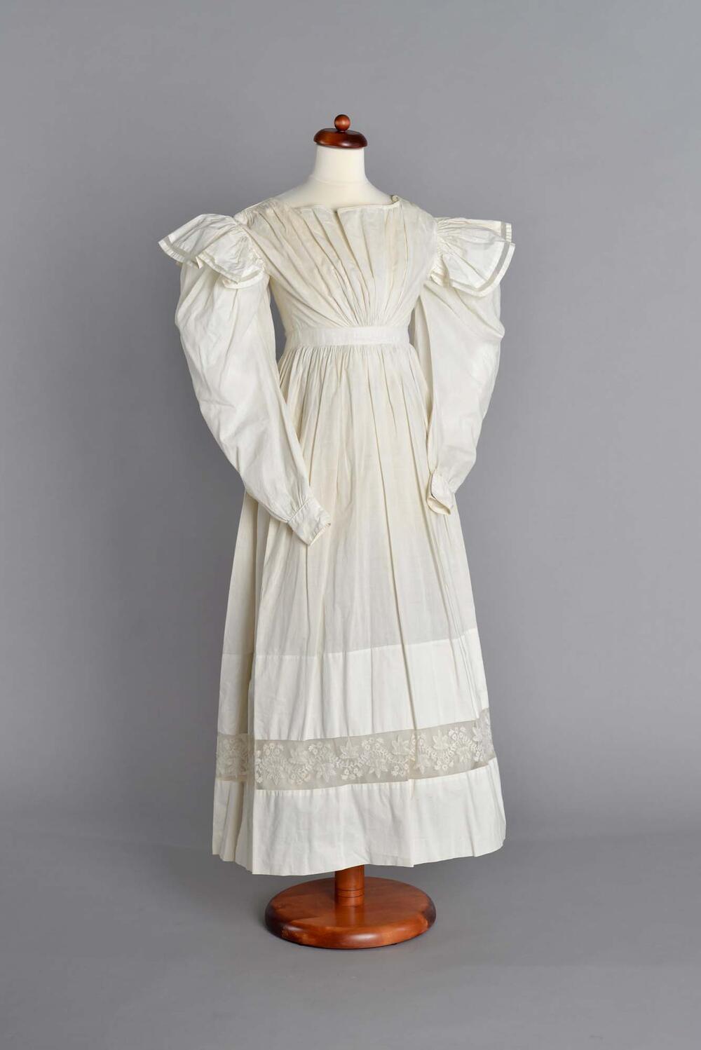 Zomerjapon van witte batist