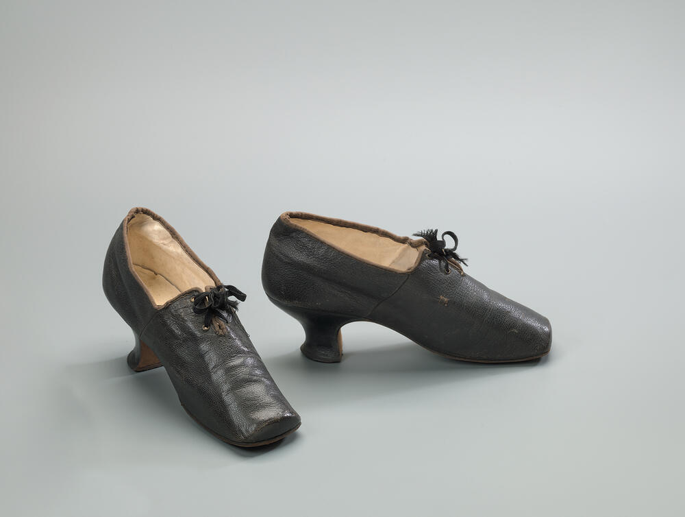 Paar veterschoenen