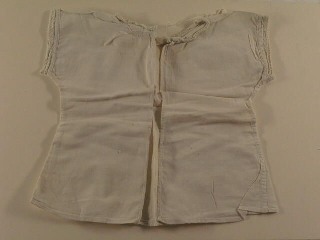 Hemdje (vondelingenkleding)