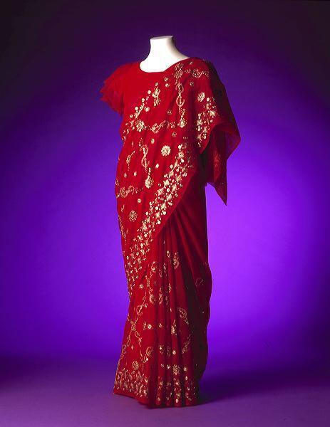 Hindoestaanse trouwjurk (Sari, blouse en rok)