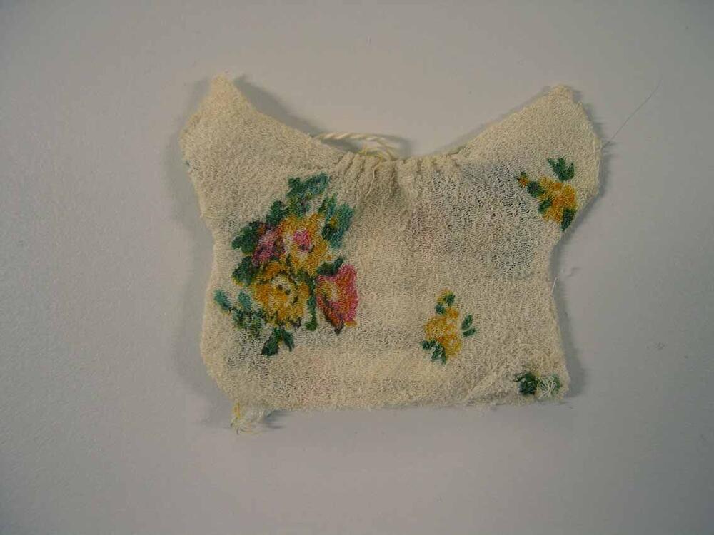 Kleding van popjes uit poppenhuis (blouse)