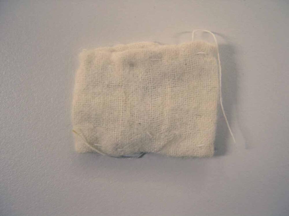 Kleding van popjes uit poppenhuis (broek)