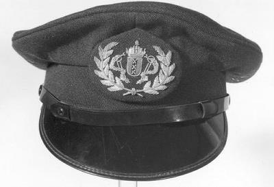 Uniformpet chauffeur-ziekendrager G.G. en G.D.
