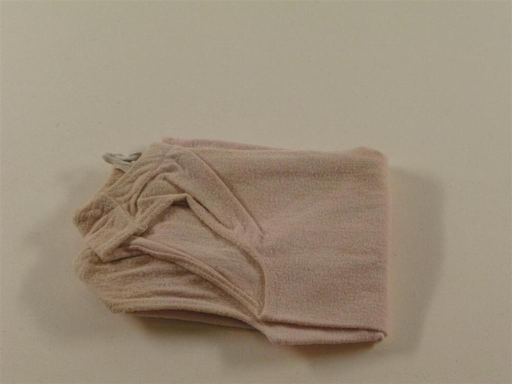 Hemdje (deel van vondelingenkleding)