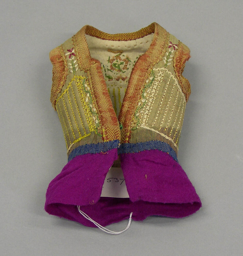 Poppenkleding (jakje)