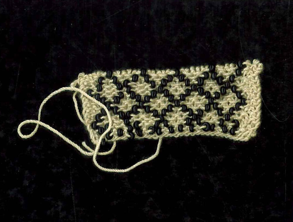 Breiwerk 'piquésteek', voor illustratie in 'Lap en draad' (1959)