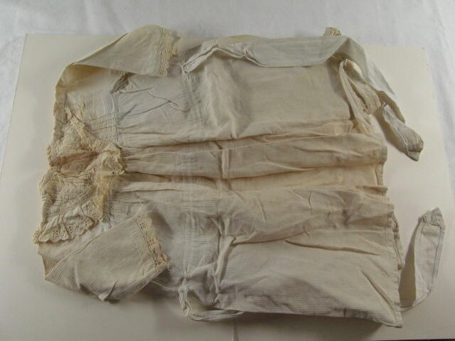 Jurk (deel van vondelingenkleding)