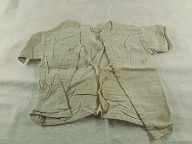 Vondelingenkleding: hemd