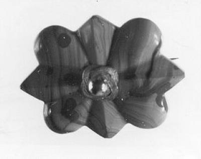 Broche