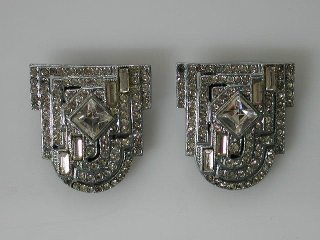 Stel oorclips
