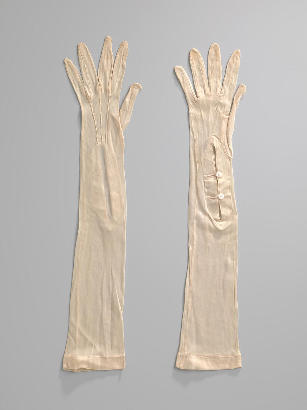 Paar lange handschoenen