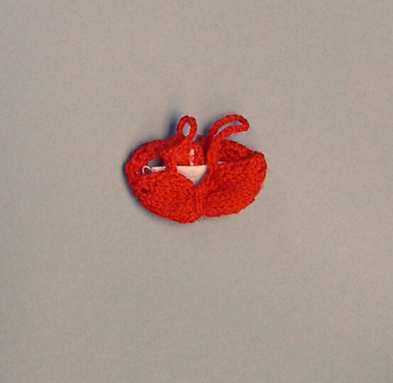 Rood topje (van Barbiepop)