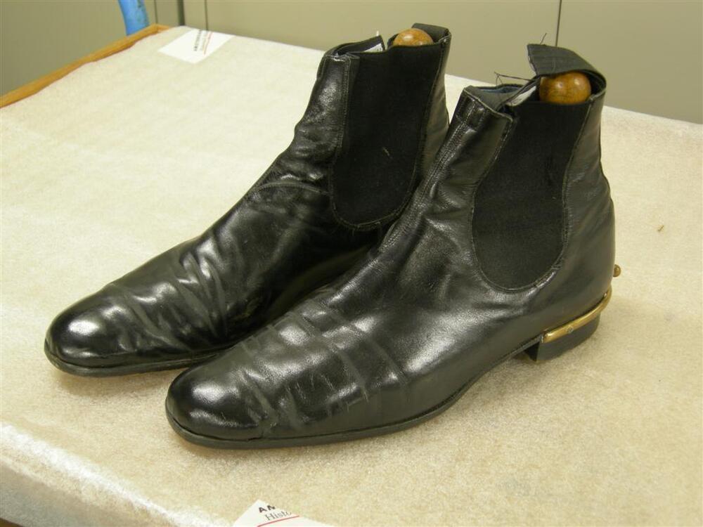 Uniform Amsterdamsche Eerewacht te paard (één paar schoenen)