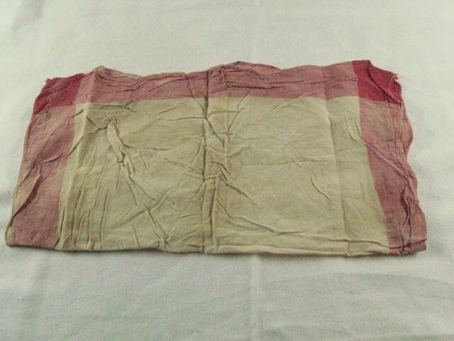 Vondelingenkleding: zakdoek