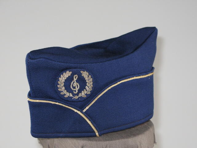 Uniform van het Harmoniecorps Tuindorp (kepi)