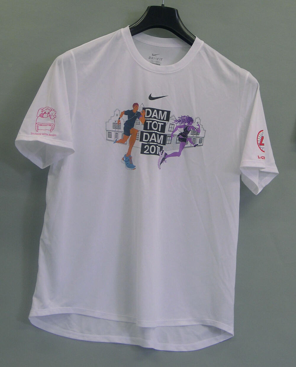 Sportshirt voor deelnemers aan Dam tot Damloop 2011