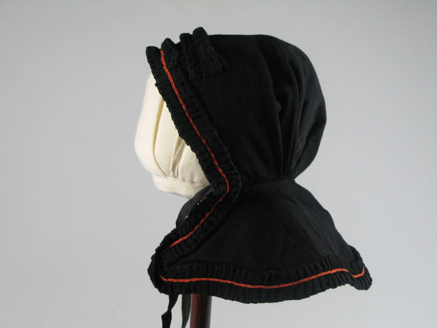 Capuchon met schouderstuk