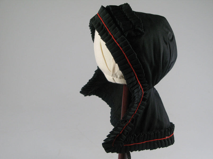 Capuchon met schouderstuk