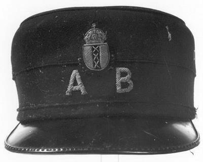 Uniformpet grafdelver alg. begraafplaatsen