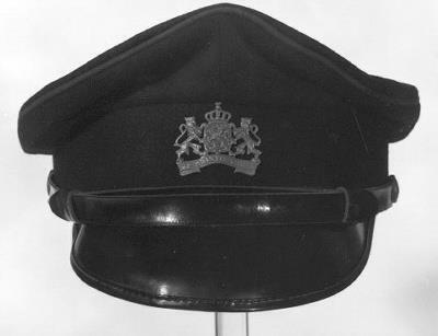Uniformpet brugwachter Rijkswaterstaat