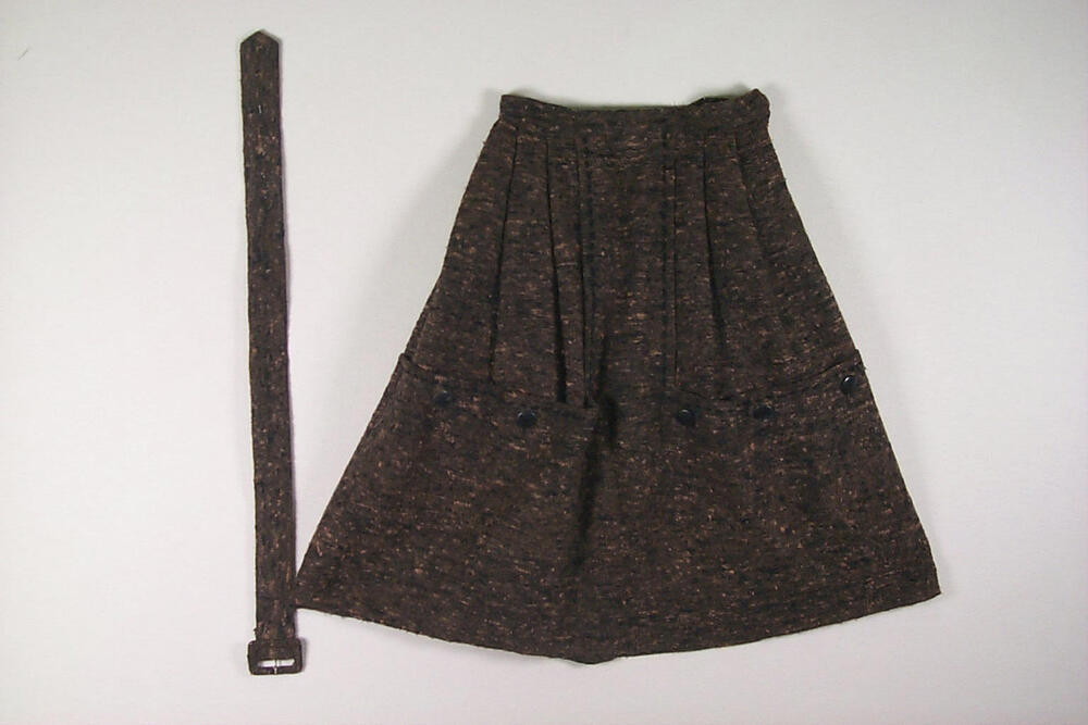 Rok in bruine en zwarte wol