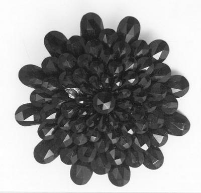 Broche