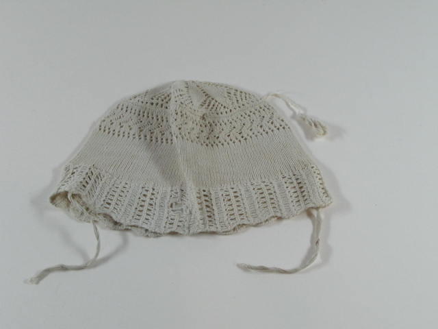 Vondelingenkleding: muts