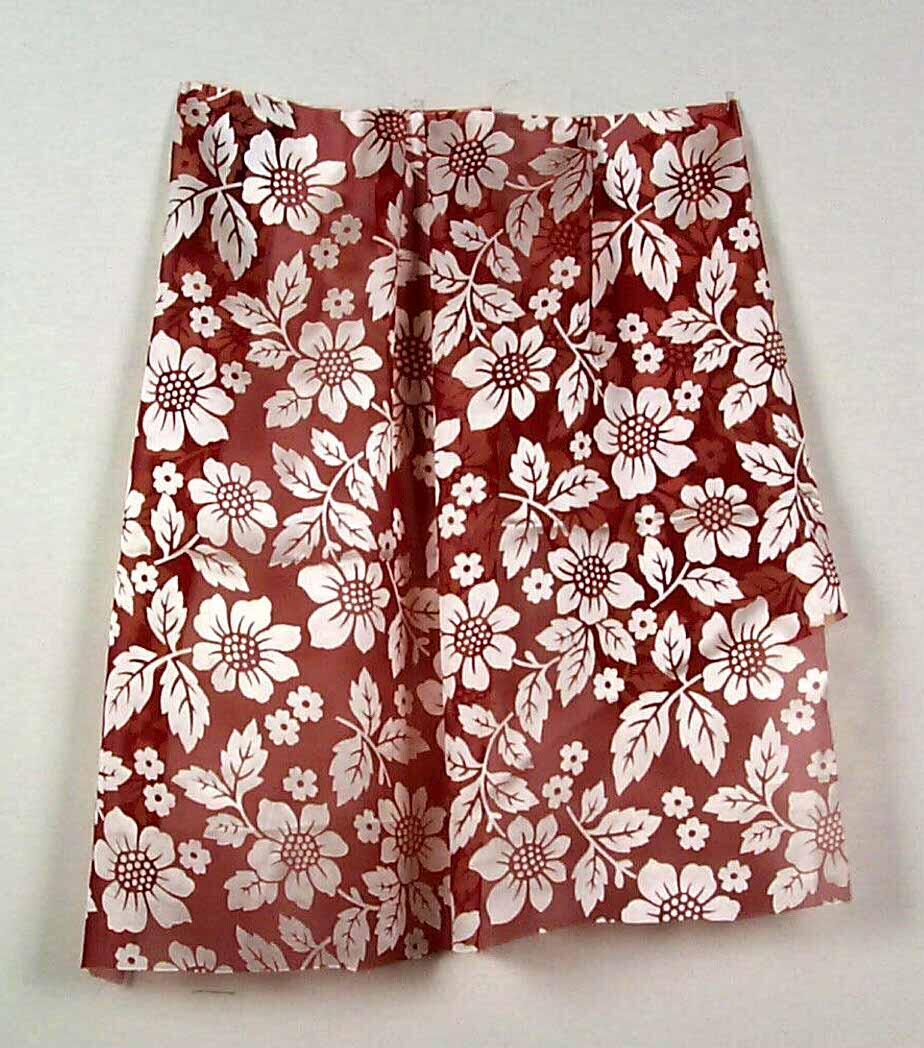 Kledingstof, rood met witte bloemen