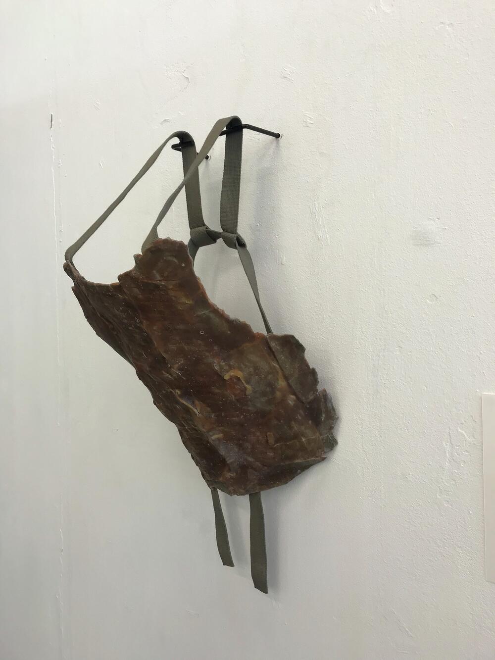 'Wounded hevea', uit de serie 'Materialisation'