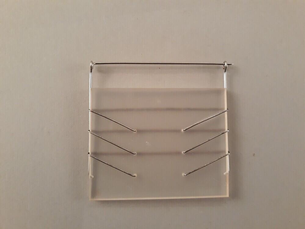 Broche