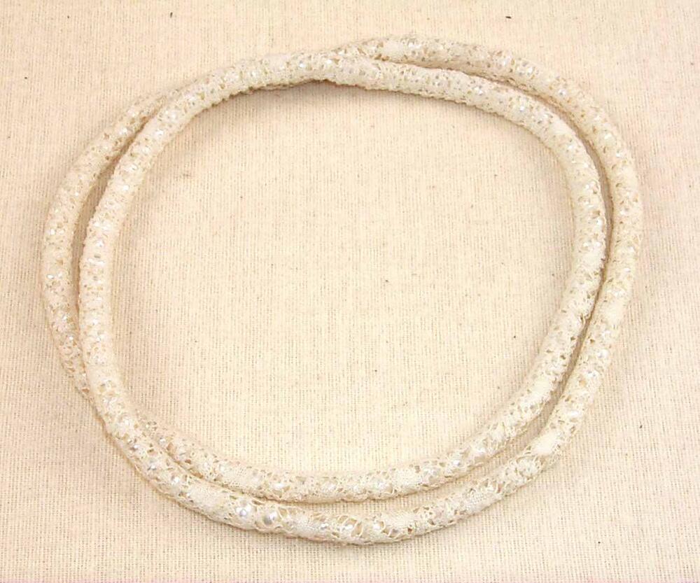 Kantklos parelketting