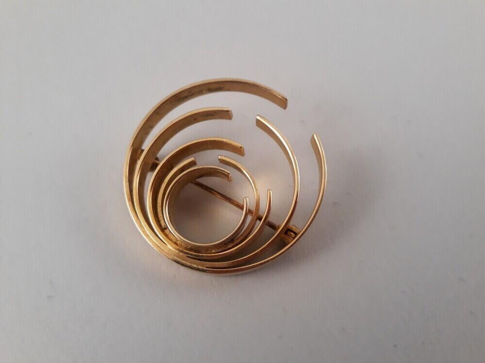 Broche