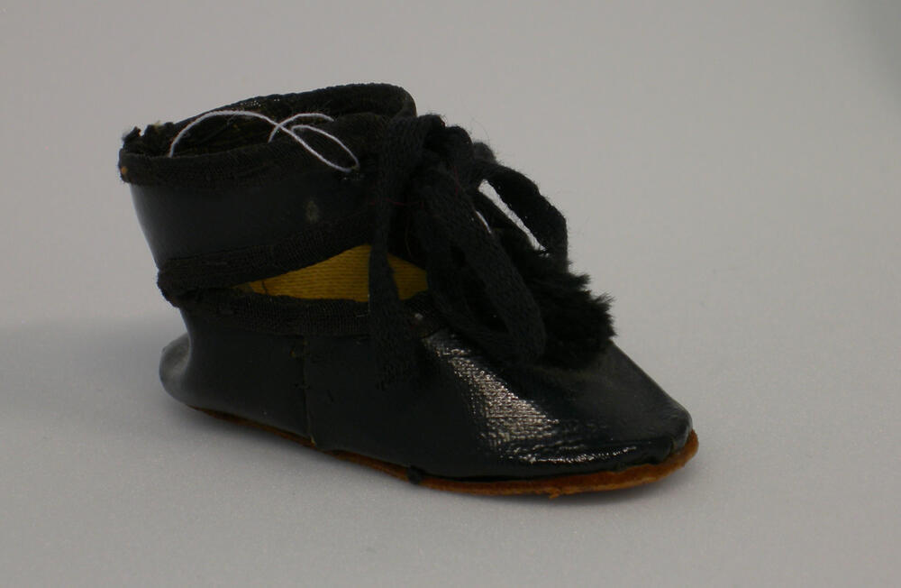 Schoen