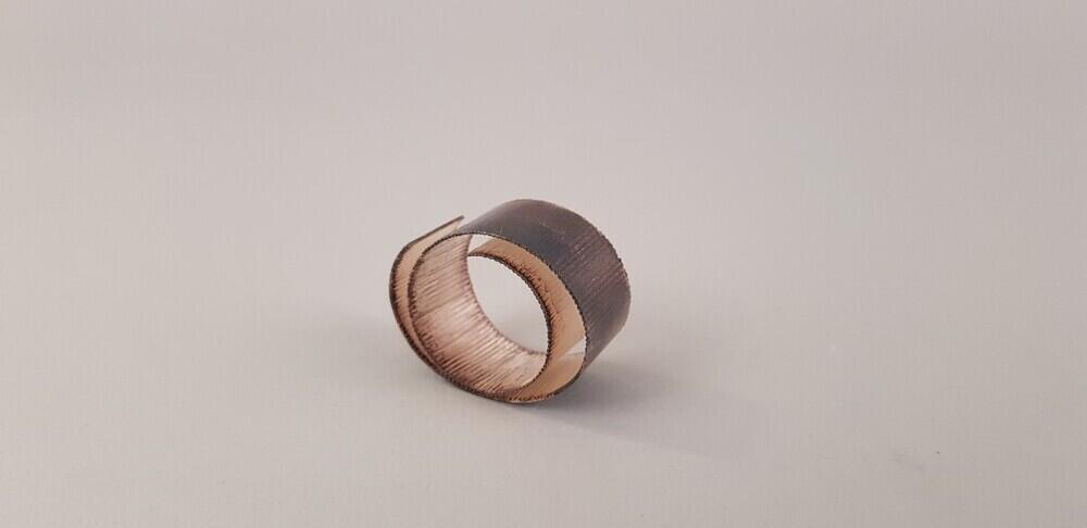 Ring van geplet zilver