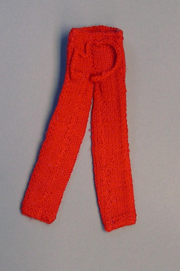 Ensemble lange en korte broek, vestje, bovenstuk en pompoen (van Barbiepop)