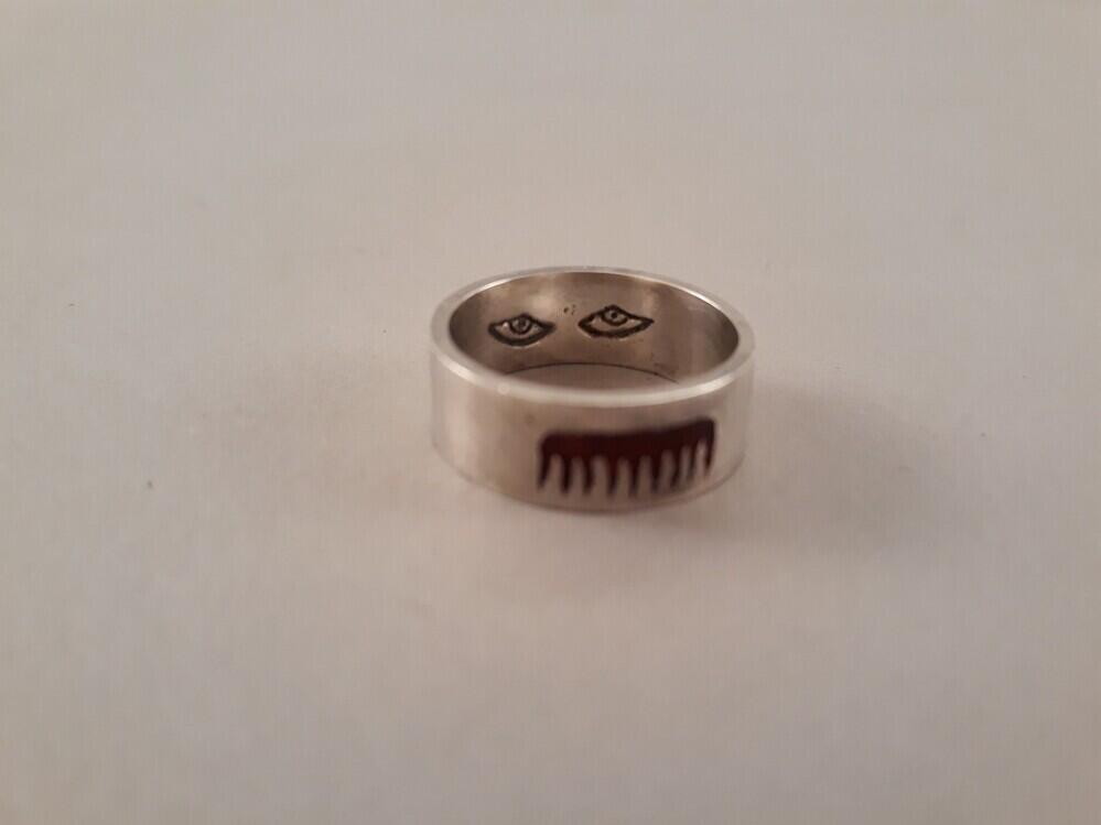 Ring 'Giftige kam'